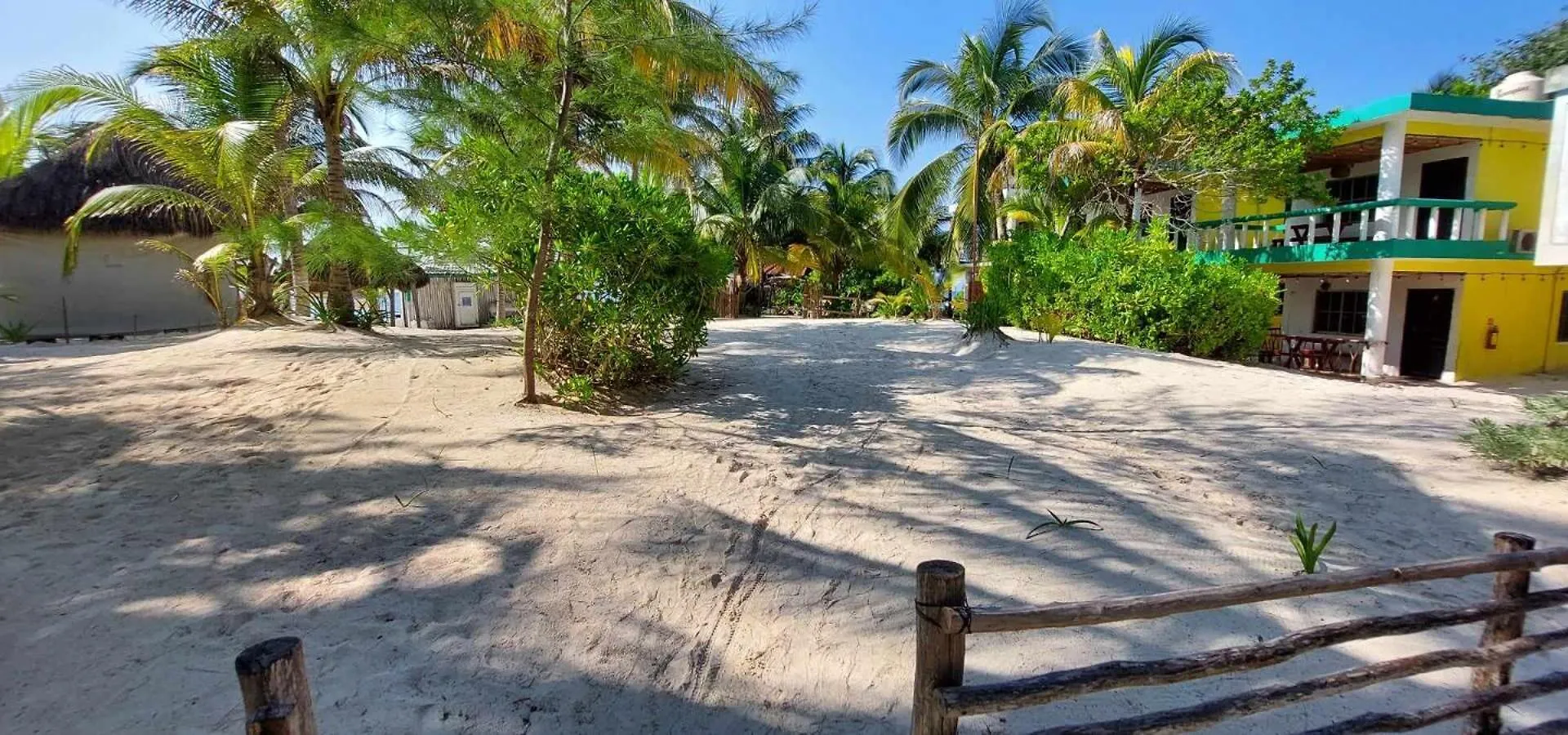 Xpuha Bonanza Hotel Xpu Ha